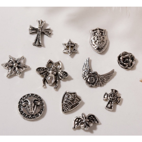 charm thánh giá lẻ cái ạ