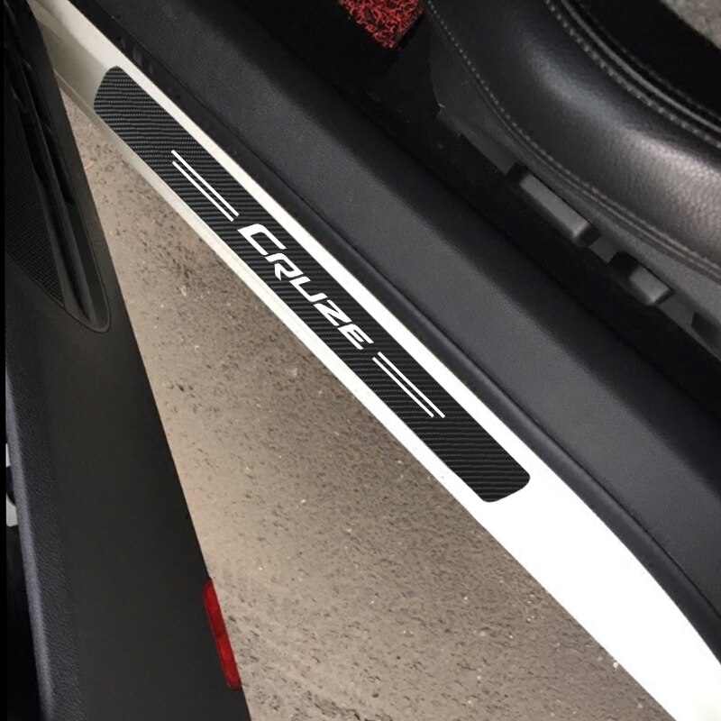 Set 4 Miếng Dán Trang Trí Cửa Xe Hơi Chevrolet Cruze Bằng Sợi Carbon