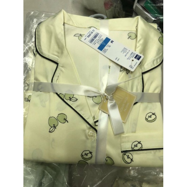 Bộ Pyjama GU dài tay