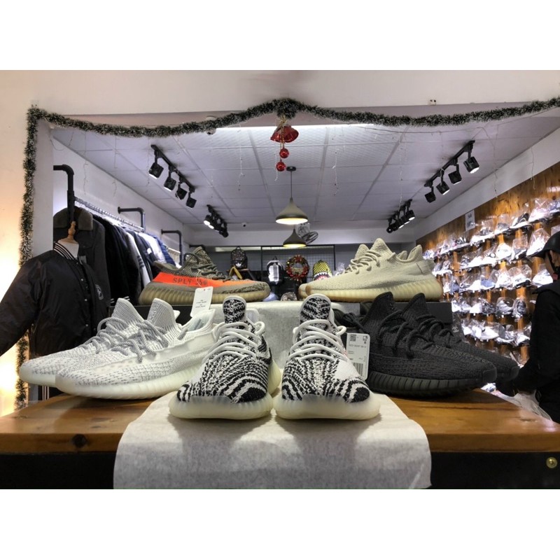 (Bản một một⚡️Tặng ful bok+tất+quà⚡️) Giày thể thao,sneakers 350 phản quang nam nữ đế bót mềm nhẹ êm chống trơn trượt G8 | BigBuy360 - bigbuy360.vn