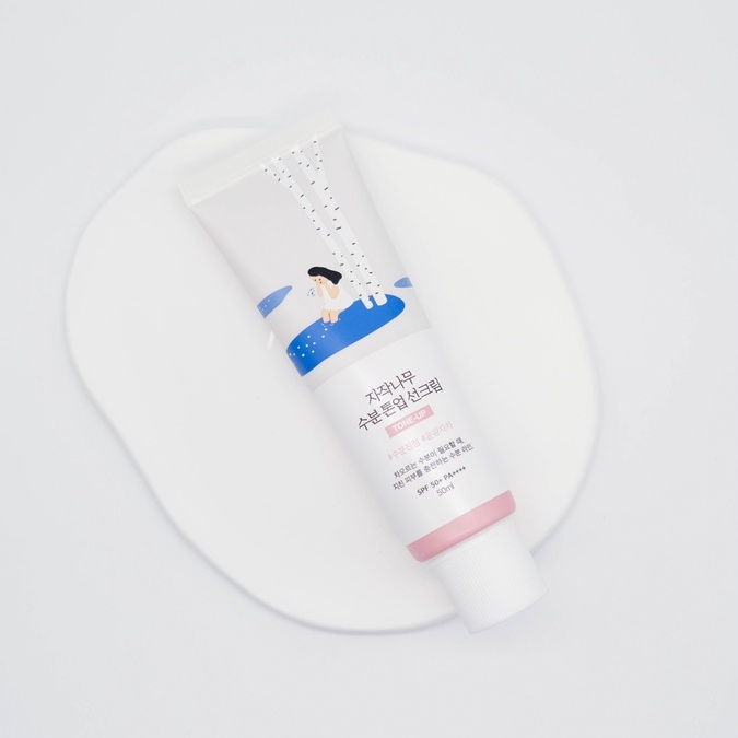 Kem chống nắng hóa học cấp ẩm Round Lab Birch Juice Moisturizing Sunscreen SPF50+ PA++++