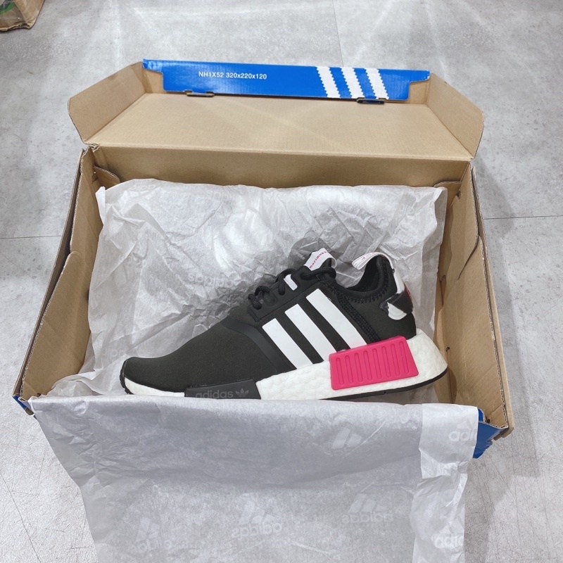 Giày thể thao Sneaker Adidas NMD R1 V1 màu Đen Hồng