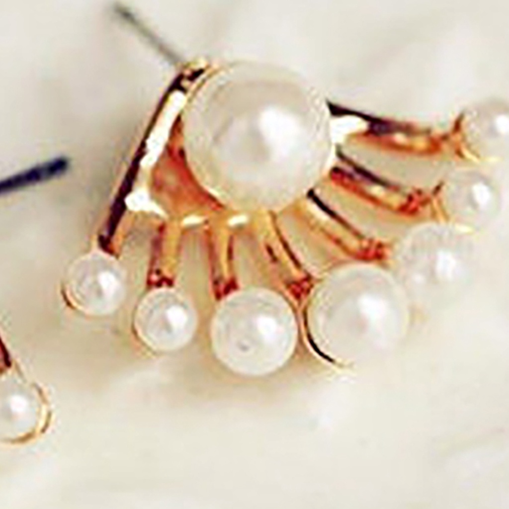 Cặp khuyên tai đính ngọc trai nhân tạo sang trọng cá tính dành cho nữ