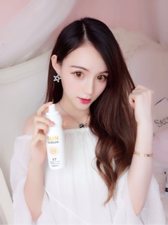 Xịt chống nắng V7