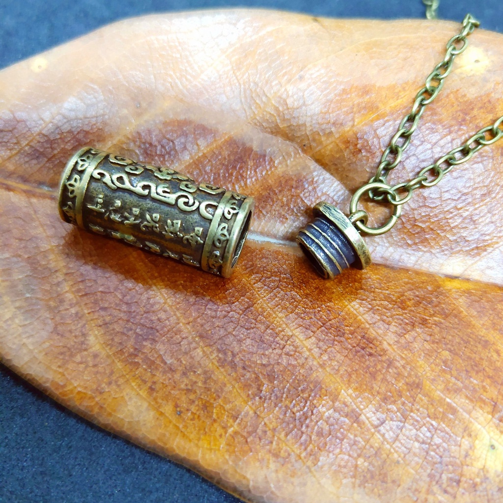 Mặt Vòng cổ Bằng Đồng Thau Hình Bình Đựng Và Muỗng Mini