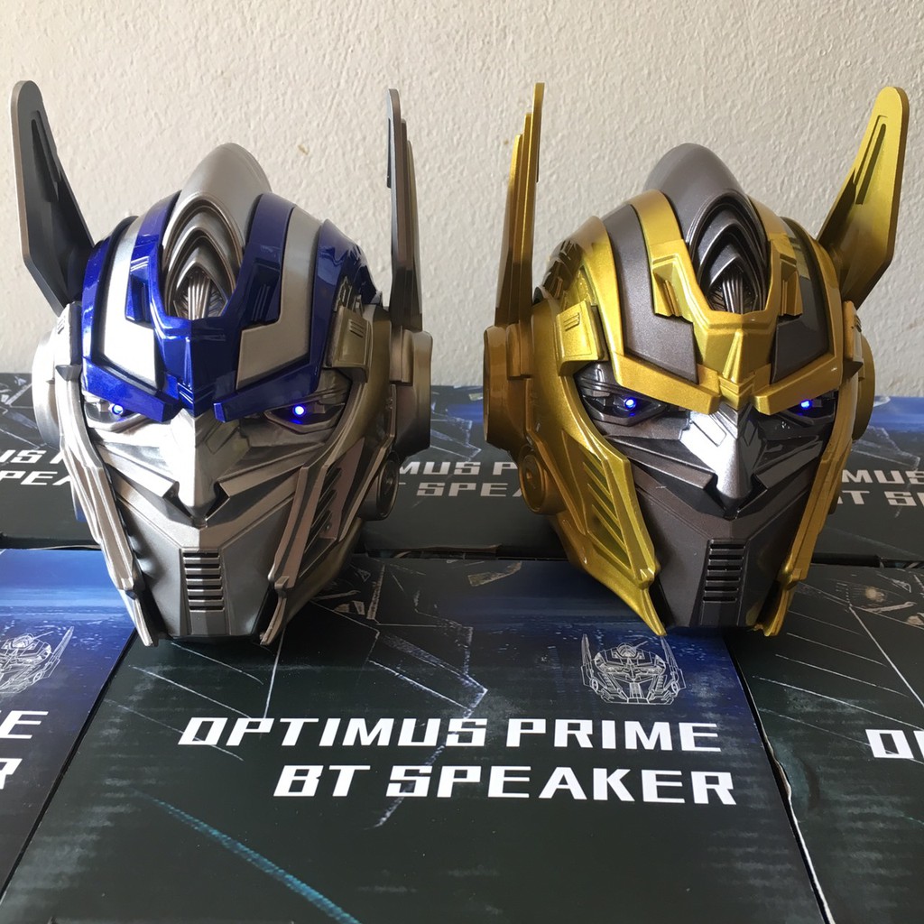 Loa bluetooth Optimus Prime Transformer thiết kế đẹp âm bass mạnh mẽ trong ấm