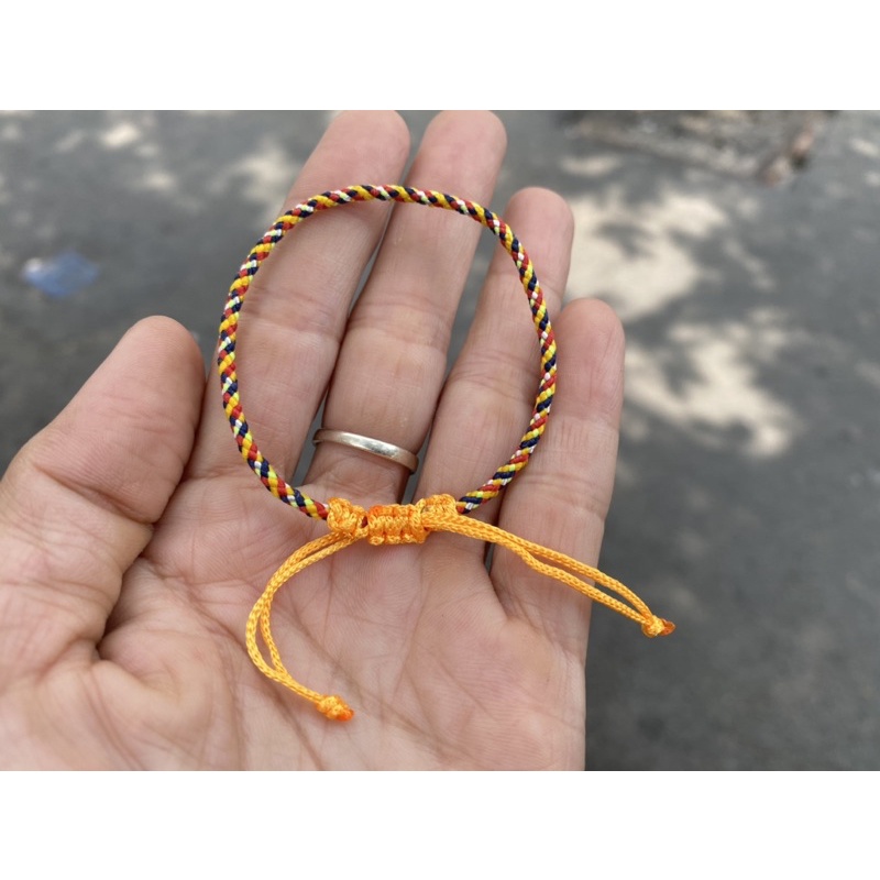 Vòng Tay Dây Ngũ Sắc Phong Cách Tibet Handmade