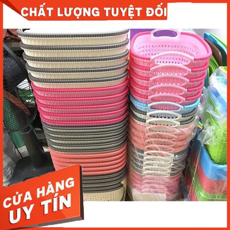 Set 2 giỏ nhựa hoa giả mây có quai xách size đại / Rổ nhựa Việt Nhật có quai xách size lớn