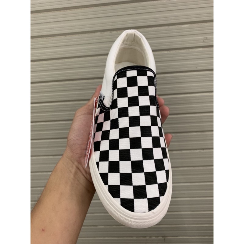 [Mã FAGREEN245 giảm tới 30K đơn 99K] [1:1 -Box Xanh] Giày Thể Thao Lười Slip On Caro Đen Trắng Nam Nữ | BigBuy360 - bigbuy360.vn