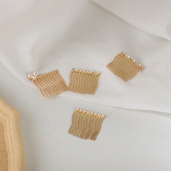 Kẹp Tóc Mái Bằng Kim Loại Đơn Giản Dễ Thương Cho Nữ