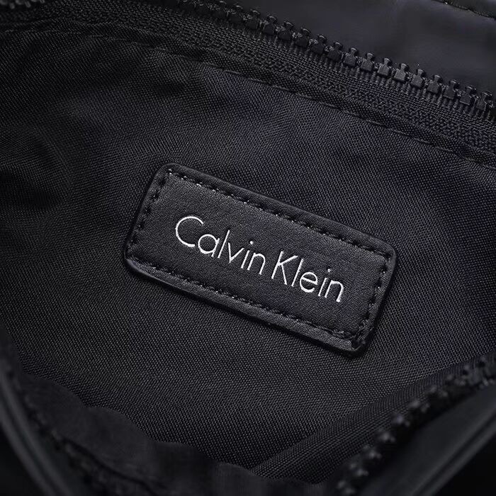 Túi Đeo Chéo Da Calvin Klein Hợp Thời Trang CK Crossbody sling Shoulder bag