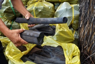 Than đước 1kg