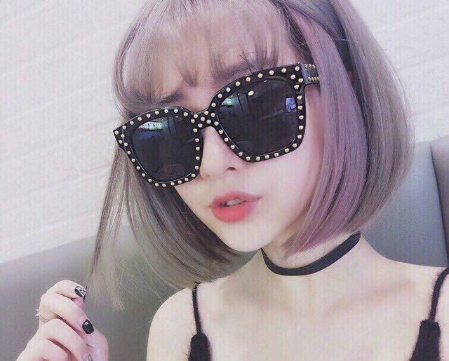 mắt Kính mát nữ vuông đinh chất cho mặt tròn bản to