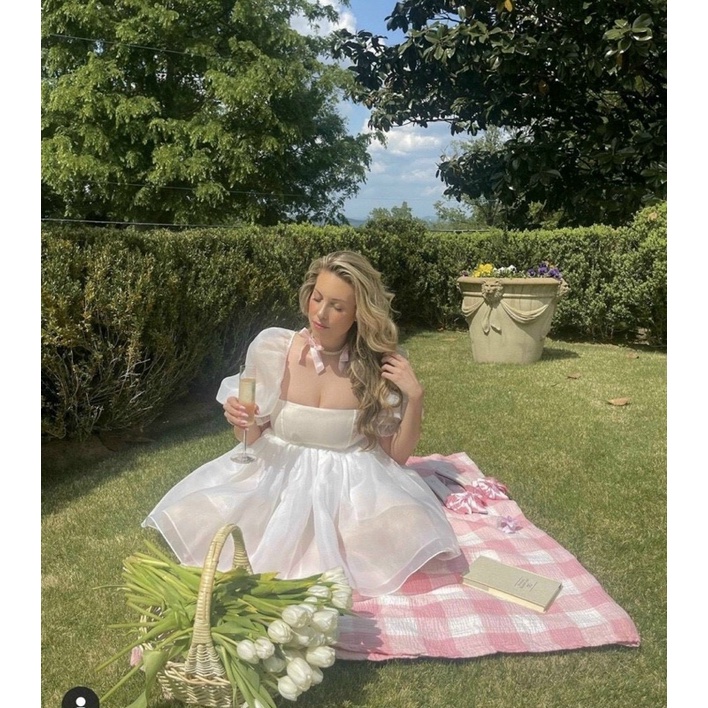 Về thêm đầm 4 lớp nhen khách. Chất phồng đẹp