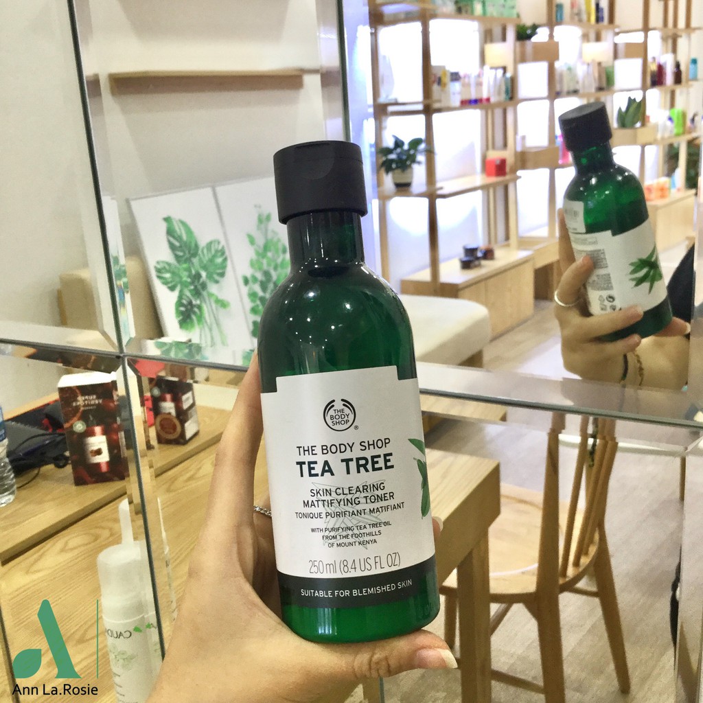 Toner Cho Da Mụn The Body Shop Tea Tree Skin Clearing Toner 250ML