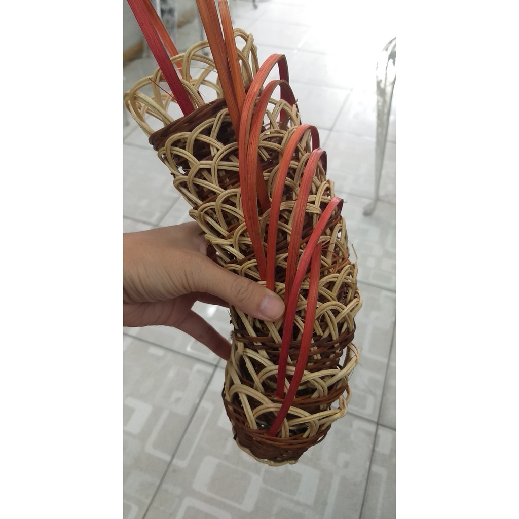 giỏ trứng cắm hoa