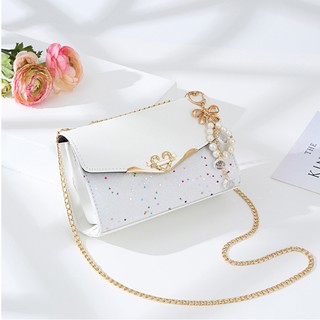 Túi đeo chéo t19 mẫu mới khóa trái tim- trắng