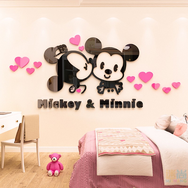 Tranh mica dán tường mickey và minnie dễ thương trang trí phòng ngủ vợ chồng, phòng cho bé