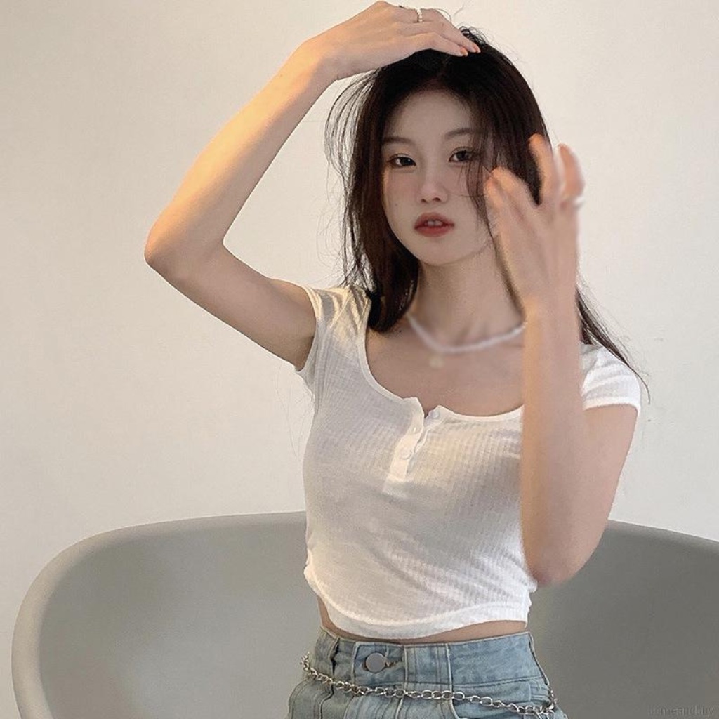 áo croptop kiểu tay ngắn vạt bầu sexy