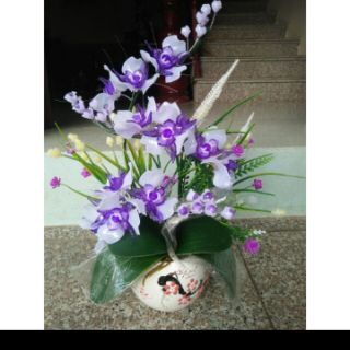 Thành phẩm chậu hoa đá pha lê