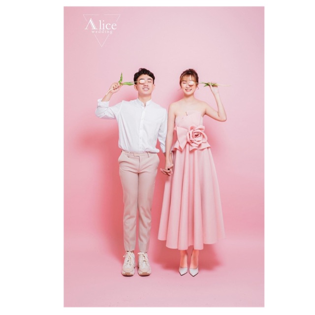 MARiVAN-ĐẦM CÚP NGỰC XẾP LY ĐÍNH HOA HỒNG-MS71Y440