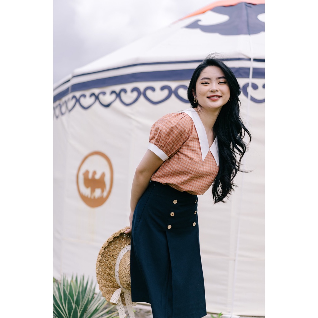 MINX - Áo Aster Contrast Collar Blouse