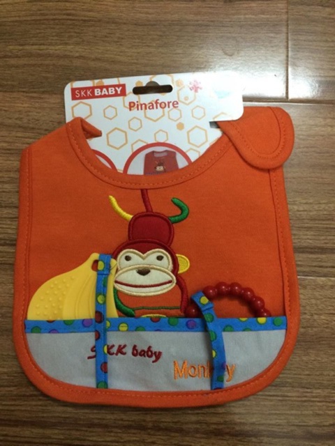 Yếm kèm gặm nướu hãng SKK Baby 