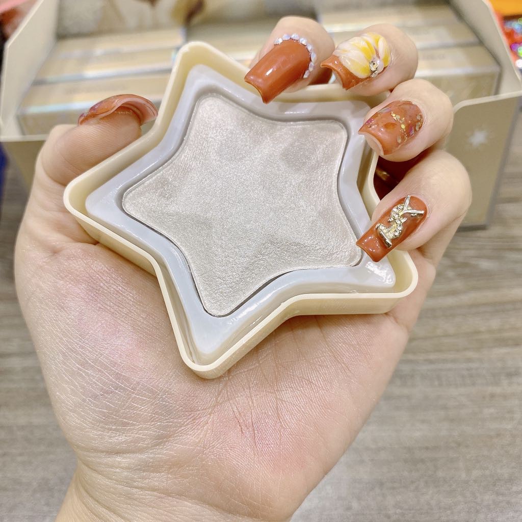 Phấn má bắt sáng ngôi sao Star Kissbeauty G429 | BigBuy360 - bigbuy360.vn