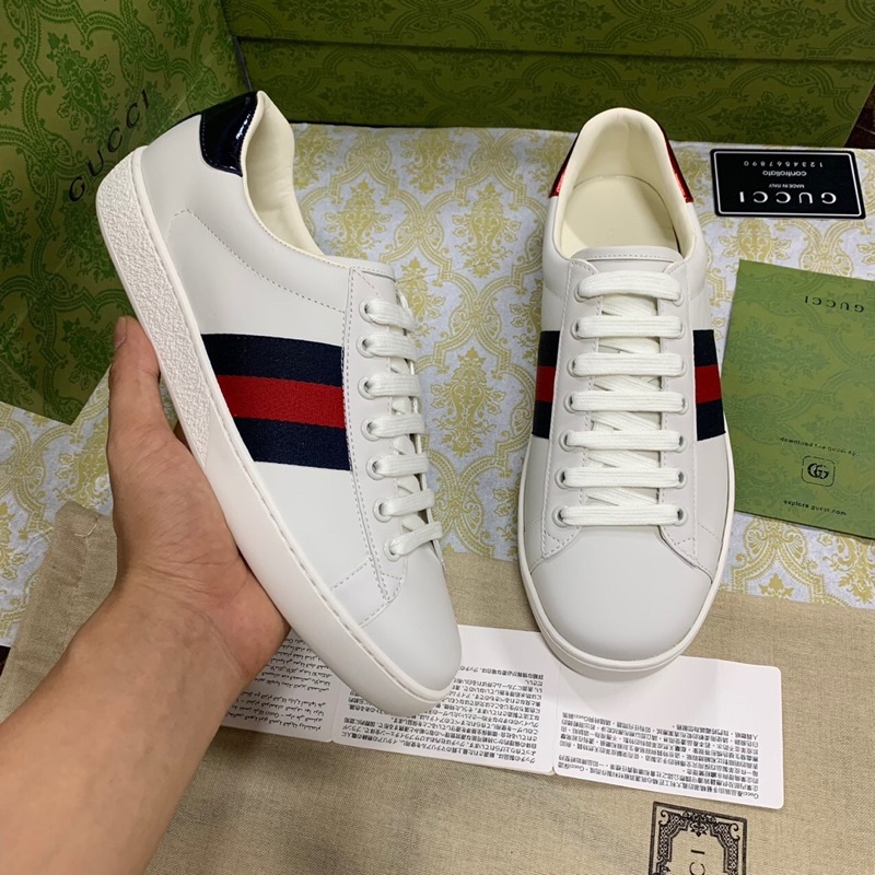 Giày sneaker 𝔾𝕦𝕔𝕔𝕚 trắng hoạ tiết vạch cổ điển
