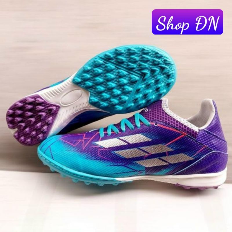 Giày bóng đá sân cỏ nhân tạo Winbro Xspeed đã khâu đế Trắng xanh