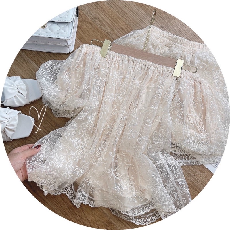 SET ÁO TRỄ VAI + QUẦN SHORT KEM TAFTA