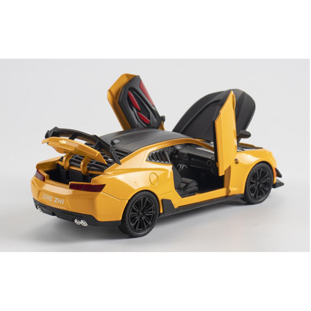 Mô hình xe ô tô Chevrolet CAMARO 2020 1:24