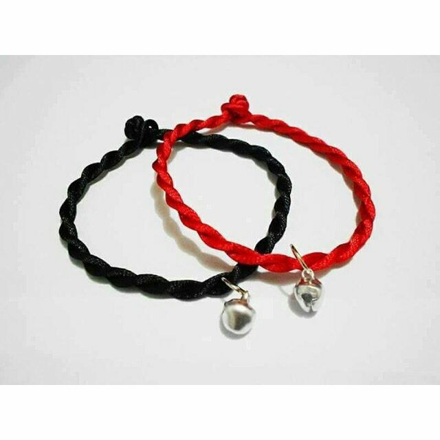 Vòng chuông đỏ / đen ( dây 2.5mm )