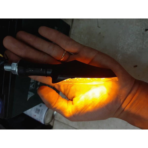 Đôi xi Nhan Thời trang Led 12V