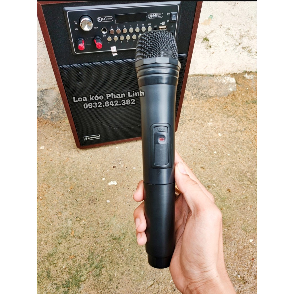 Loa Bluetooth Karaoke A062 tặng kèm micro không dây