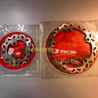 Dĩa thắng RCB gắn Raider.