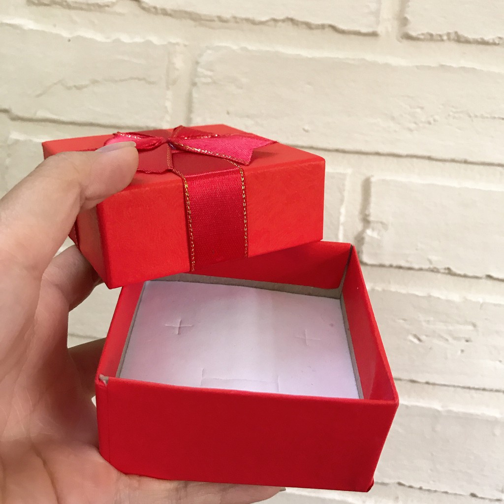 CHUYÊN SỈ_Combo 12 hộp quà màu đỏ  đựng quà đựng chuỗi vòng size 7,5x3,5cm - Nơ kim tuyến đỏ