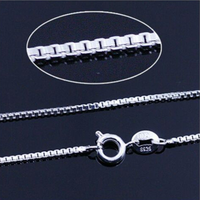 1 Vòng cổ kim loại mặt tròn màu trắng thời trang