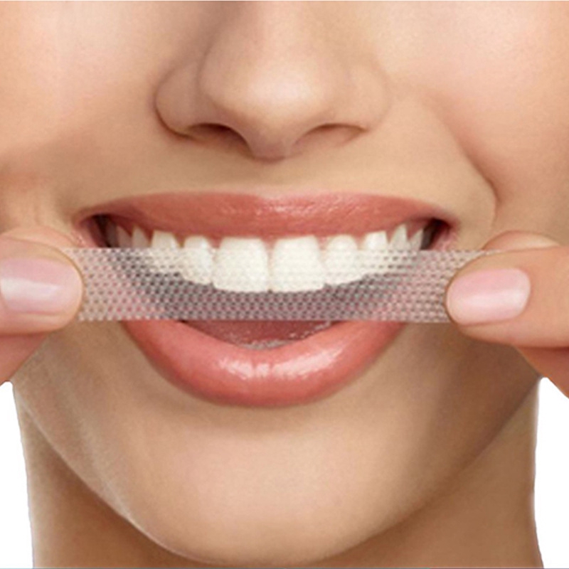 Miếng dán làm trắng răng tiện lợi dễ sử dụng