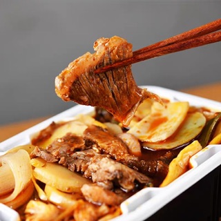 LẨU TỰ SÔI BÒ hoặc GÀ