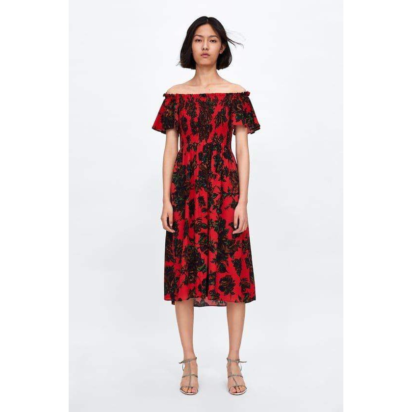 Đầm Zara Hoa Phối Nút