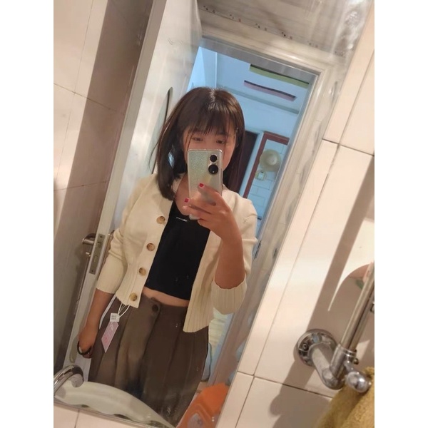 Áo cardigan len ôm eo phong cách Hàn Quốc