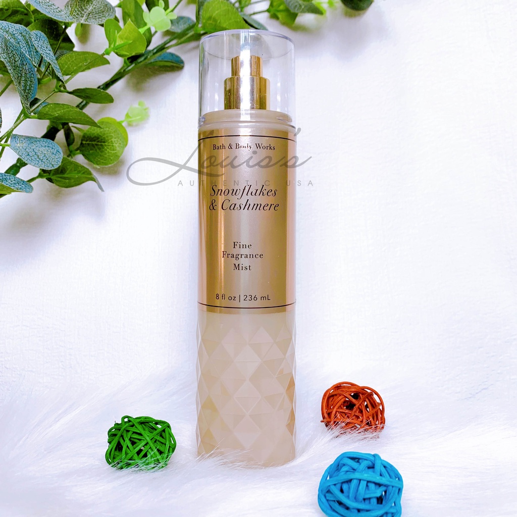 Body mist SNOWFLAKES & CASHMERE  - Xịt thơm toàn thân Bath & Body Works Mỹ