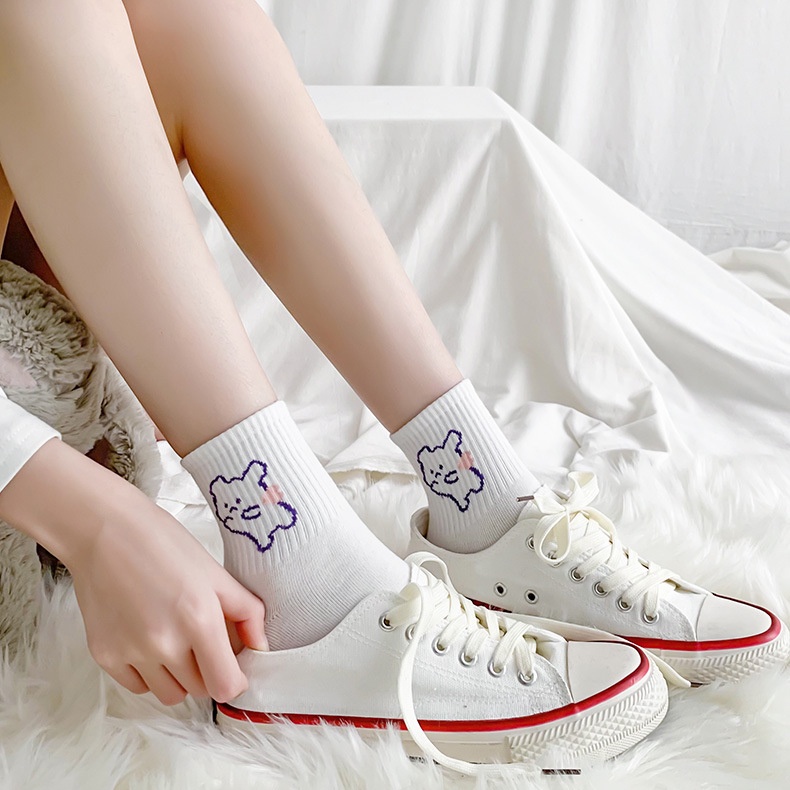 Tất cao cổ nữ màu trắng hình chú vịt mây xinh xắn đáng yêu HAMYN