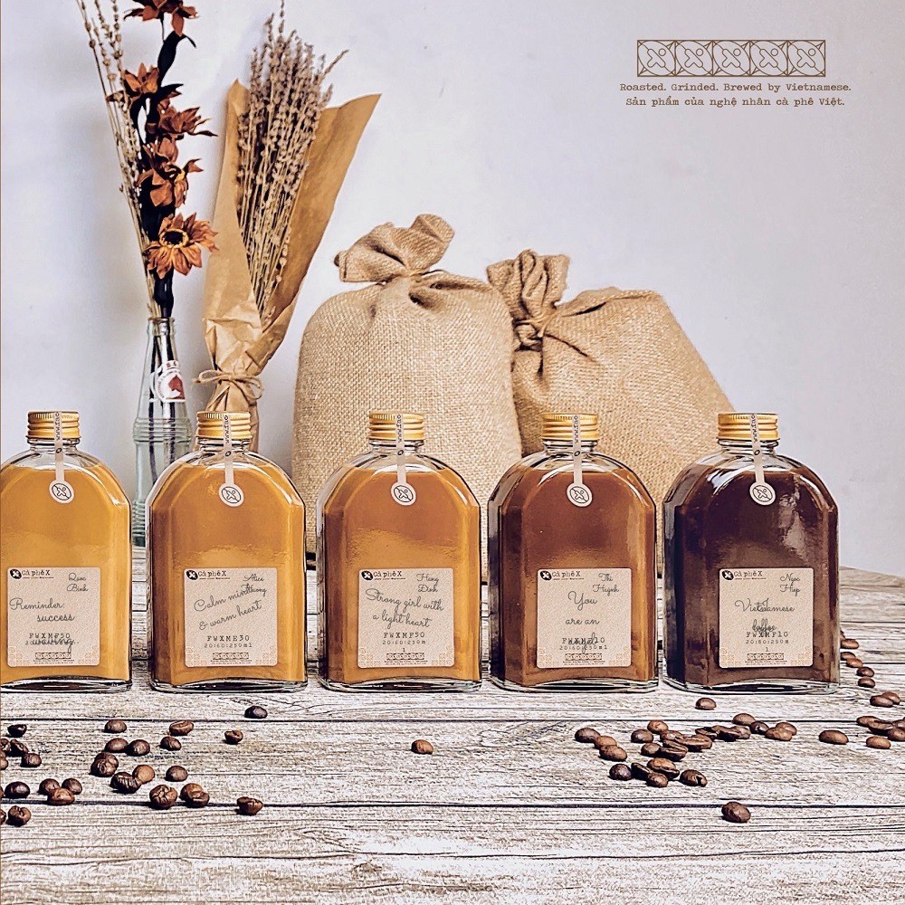 Bộ 4 Chai thủy tinh dẹp 250ml DVN nắp nhôm vặn