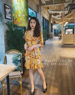 Váy hoa cổ V