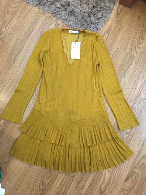 Váy nữ len sợi vàng mustard size S M MINI DRESS WITH FRILLS au.t