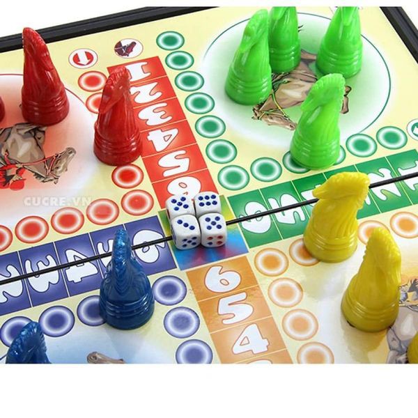 Bộ Đồ Chơi Cờ Cá Ngựa Loại Tốt, Có Hộp Đựng - Chất Liệu Nhựa An Toàn Cao Cấp