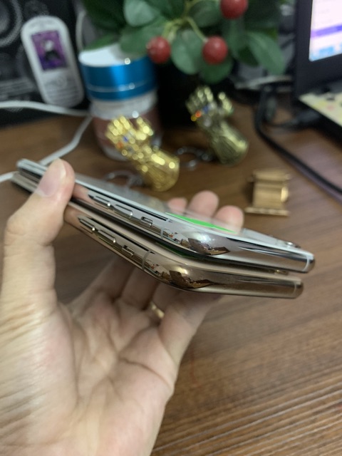 Điện thoại iphone XsMax Quốc Tế giá cực tốt | BigBuy360 - bigbuy360.vn