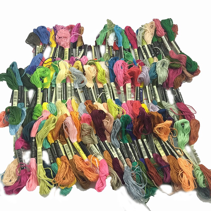 Set cuộn chỉ thêu nhiều màu sắc chất liệu cotton